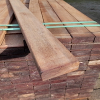 AV plank - 2,8 x 9,5 x 300 cm