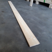 Vuren schrootjes - 1,4 x 9,5 x 390 cm