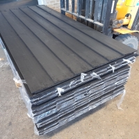 Vuren zweeds rabat - 2x zwart gespoten - 0,9-2,4 x 19,5 x 210 cm
